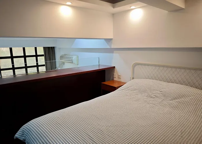 Inestin Shanghai Apt Hongfeng Road